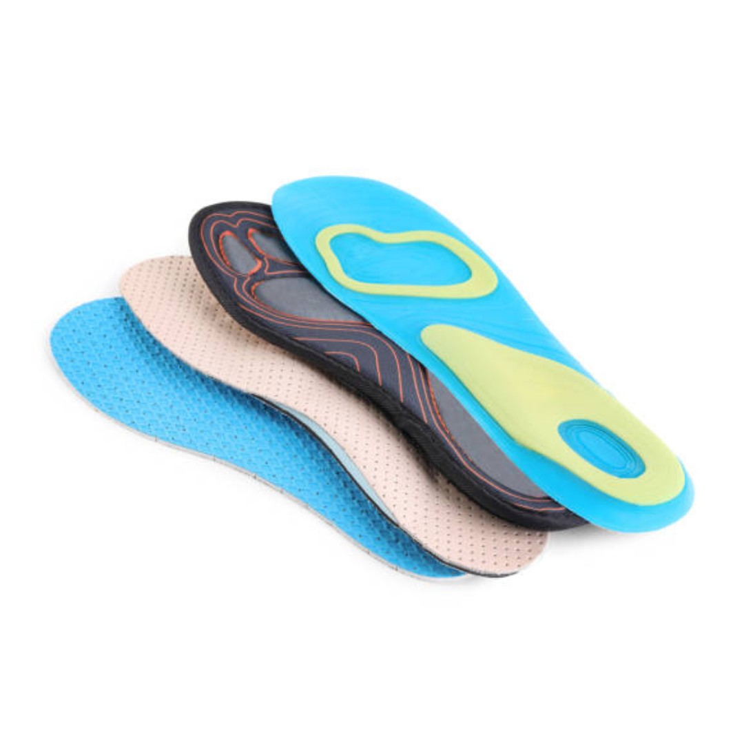 Inilapat ang Polyether Polyol Foam sa Sapatos